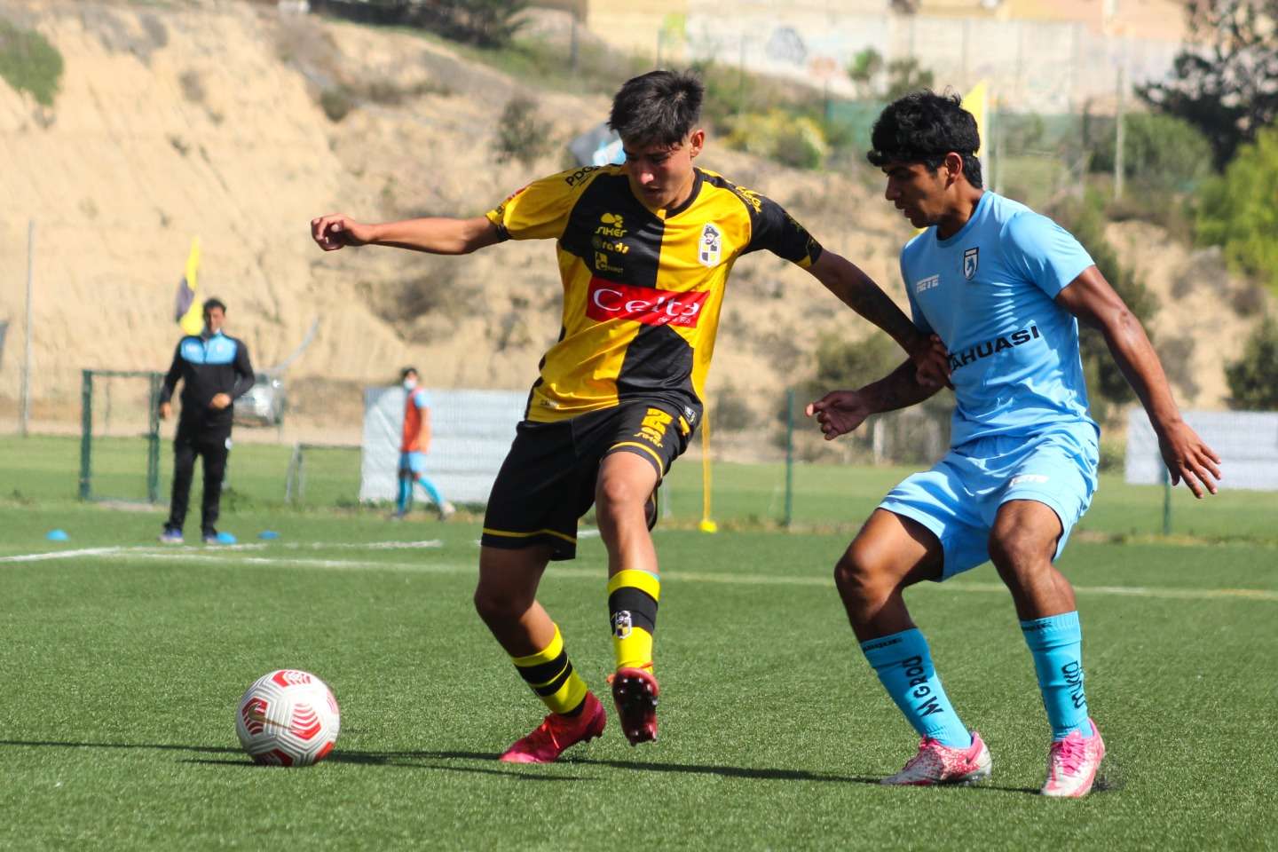 CATEGÓRICO TRIUNFO DEL FÚTBOL JOVEN SUB 18 EN EL INICIO DEL PLAY OFF