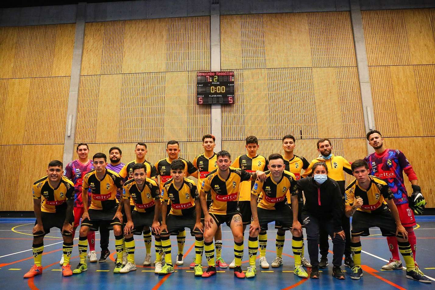 LOS AURINEGROS DE SALÓN GUSTARON Y GOLEARON