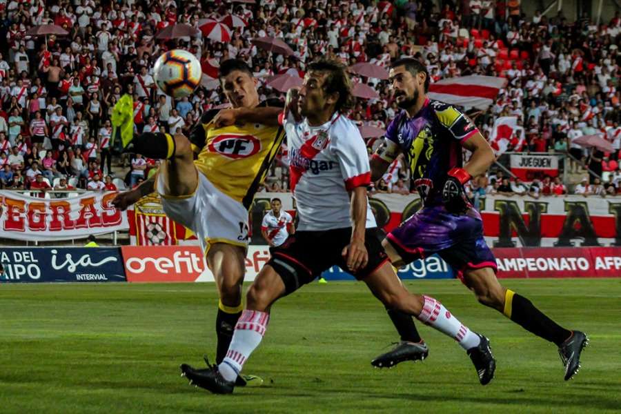 Coquimbo Unido se trajo un punto desde Curicó