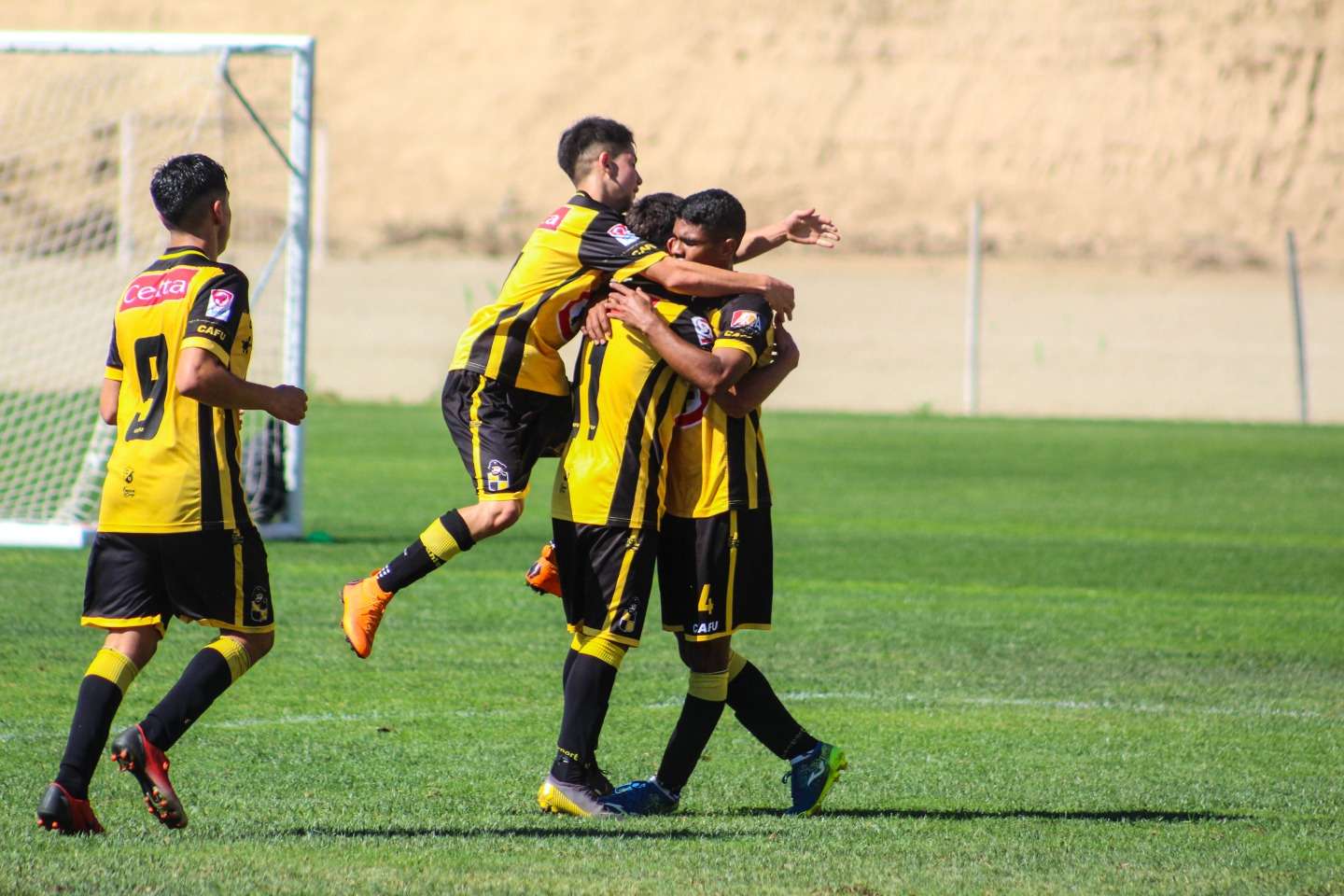 Jornada de triunfos del Fútbol Joven