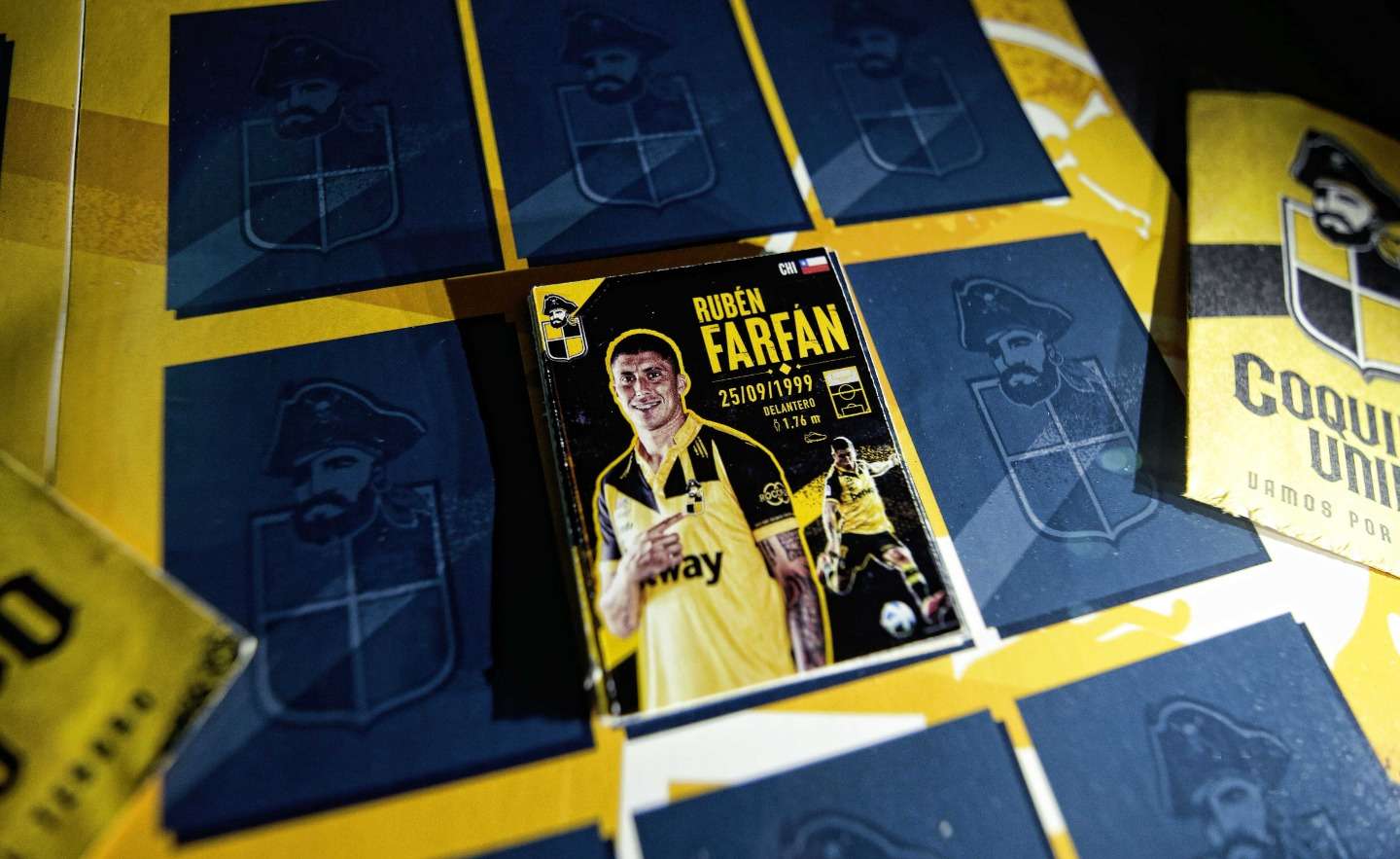 EL RAYO SIGUE SIENDO AURINEGRO: RENOVÓ RUBÉN FARFÁN